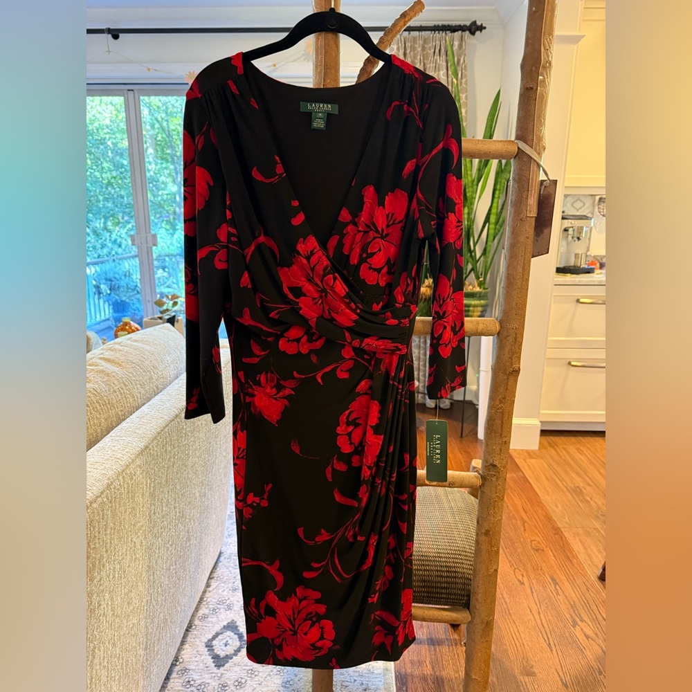 NWT Lauren Ralph Lauren Black and Red Floral Dress - Picture 2 of 8